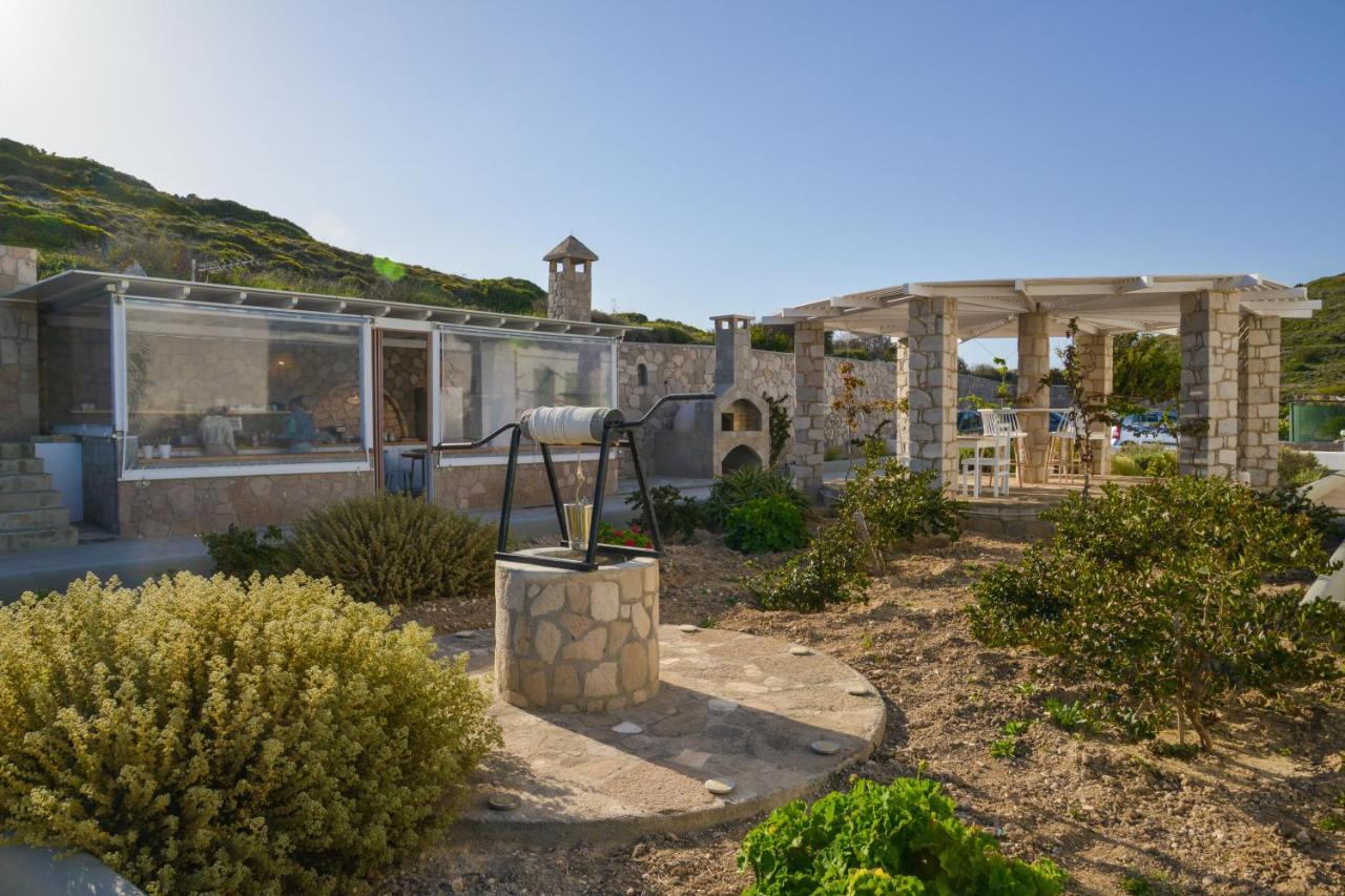 Hawk Stone Apartment Adamantas  Luaran gambar
