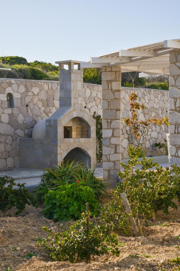 Hawk Stone Apartment Adamantas  Luaran gambar